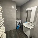 Apartamento újszerű, Jól Felszerelt A Szîvében, Ingyenes Parkolással! Debrecen